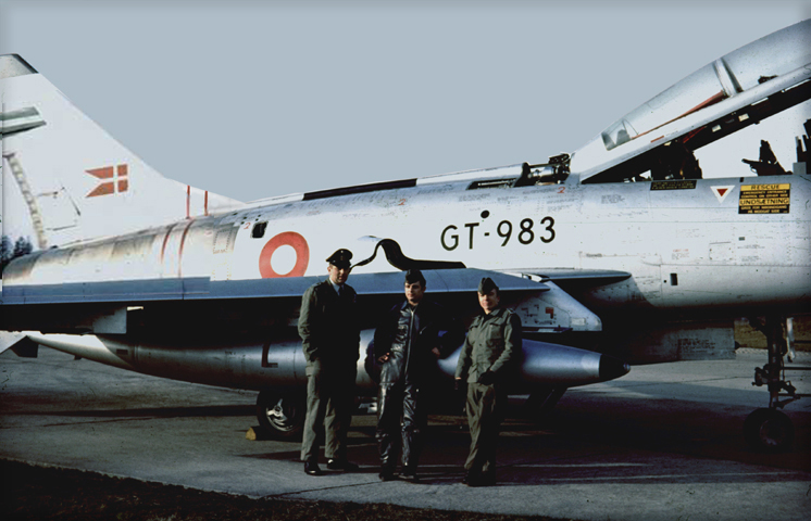 n_14 gr f100d.jpg